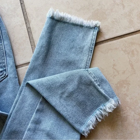 NWT Free People High Rise Light Wash (Havana Blue) - Picture 3 of 11